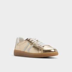Chicsneaker2